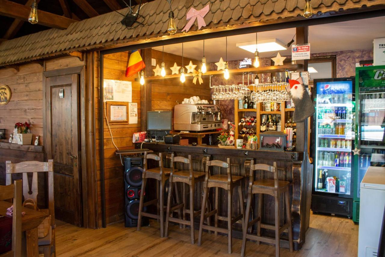 La Casute Hotel Capatineni-Paminteni Eksteriør billede